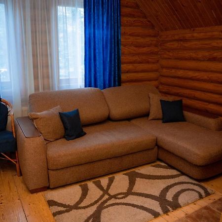 Hotel Gostiniy Dvor Non-Stop Cherson Exterior foto