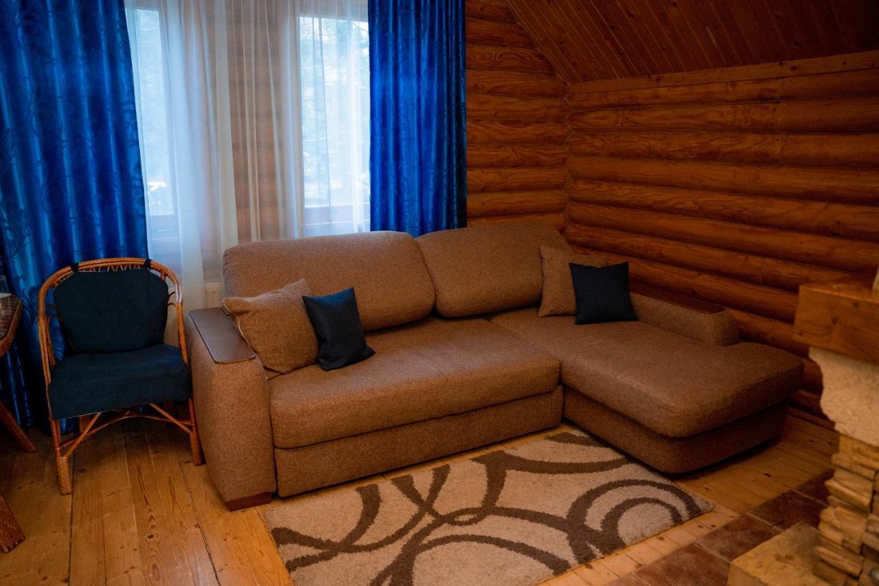Hotel Gostiniy Dvor Non-Stop Cherson Exterior foto